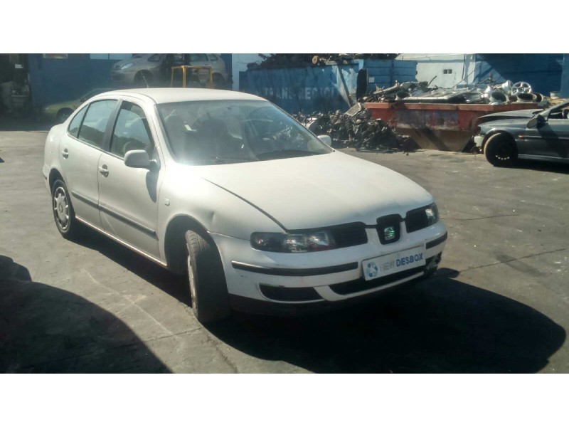 seat toledo (1m2) del año 2000