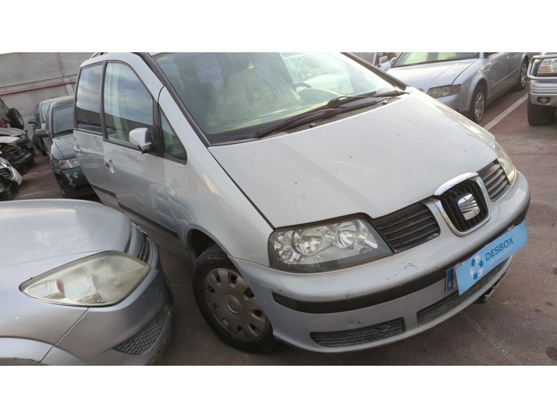 seat alhambra (7v9) del año 2001