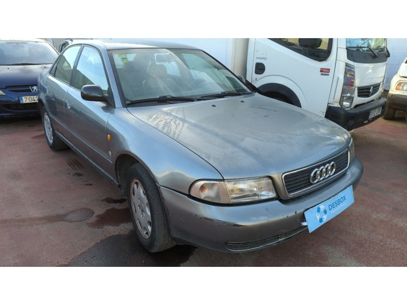 audi a4 berlina (b5) del año 2000