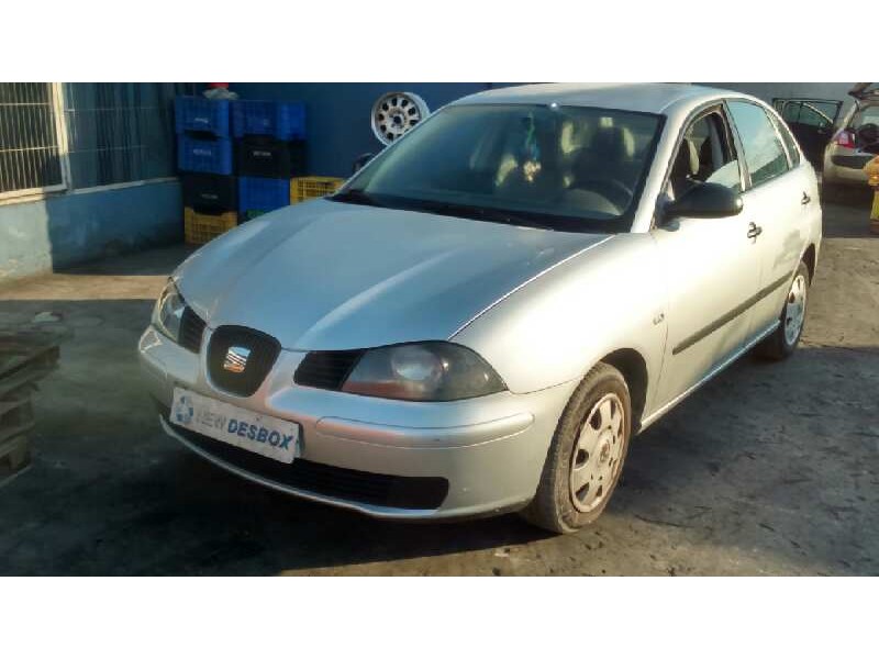 seat ibiza (6l1) del año 2003