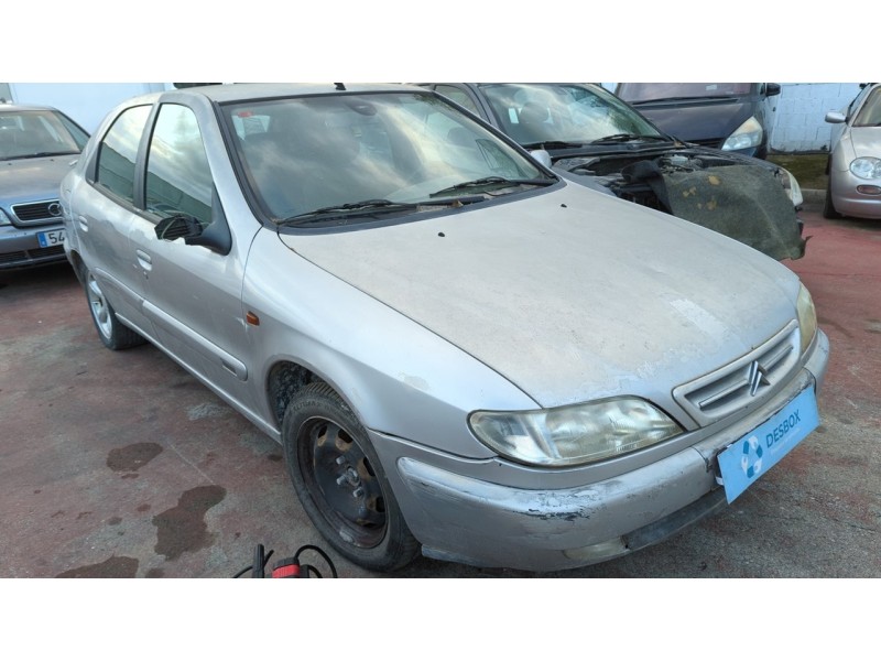 citroen xsara berlina del año 2000