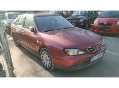 nissan primera berlina (p11) del año 2000 2