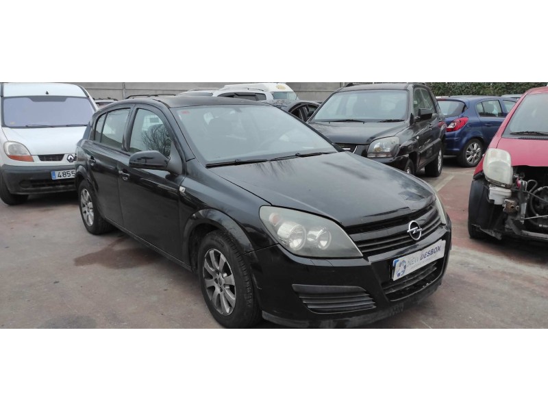 opel astra h berlina del año 2004