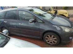 mitsubishi grandis (na0w) del año 2006 2