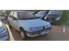 peugeot 205 berlina del año 1991