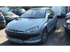 peugeot 206 berlina del año 2001 2