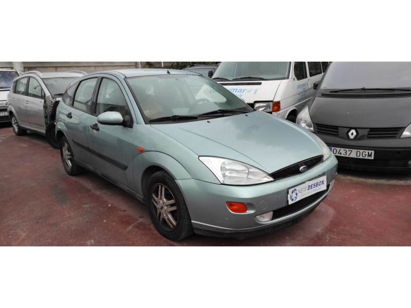 ford focus berlina (cak) del año 2001