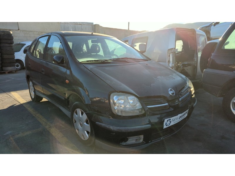 nissan almera tino (v10m) del año 2004