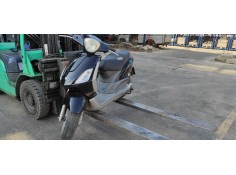 piaggio (vespa) fly 125 del año 2008 2