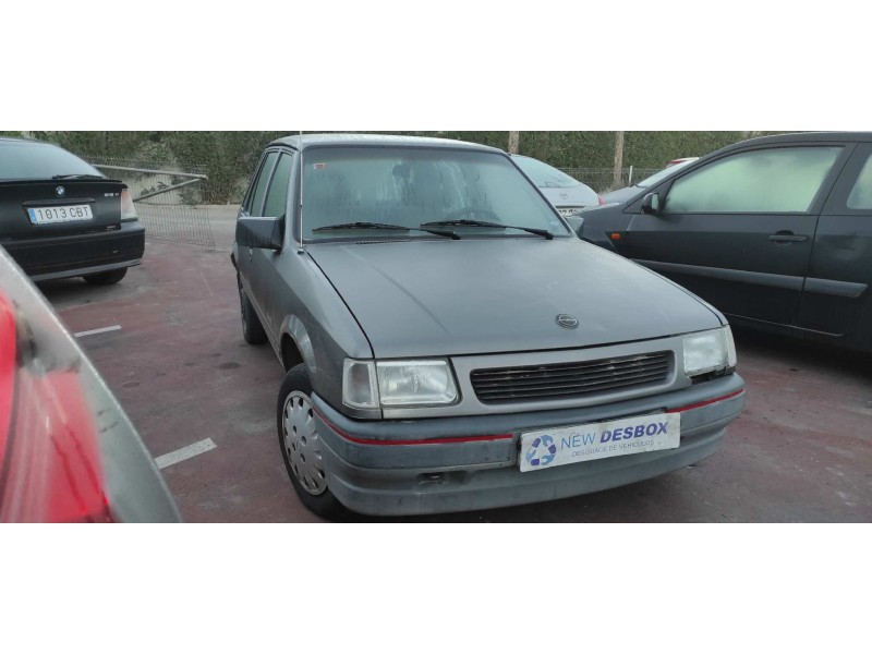 opel corsa a del año 1991