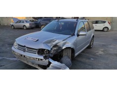 volkswagen golf iv berlina (1j1) del año 2001 2