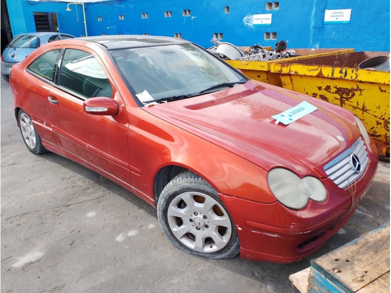 mercedes-benz clase c (w203) sportcoupe del año 2000