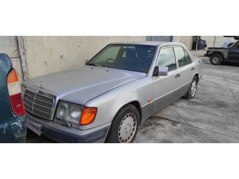 mercedes-benz clase e (w124) berlina del año 1990