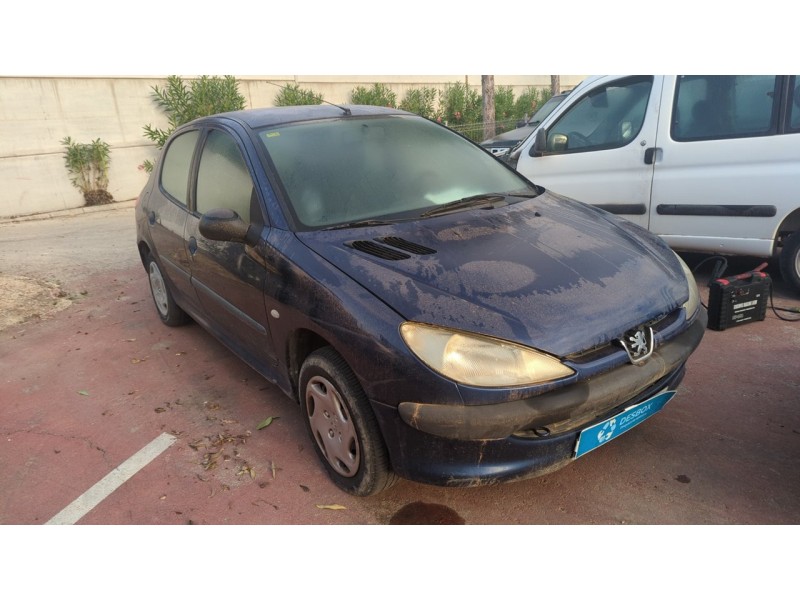 peugeot 206 berlina del año 2000