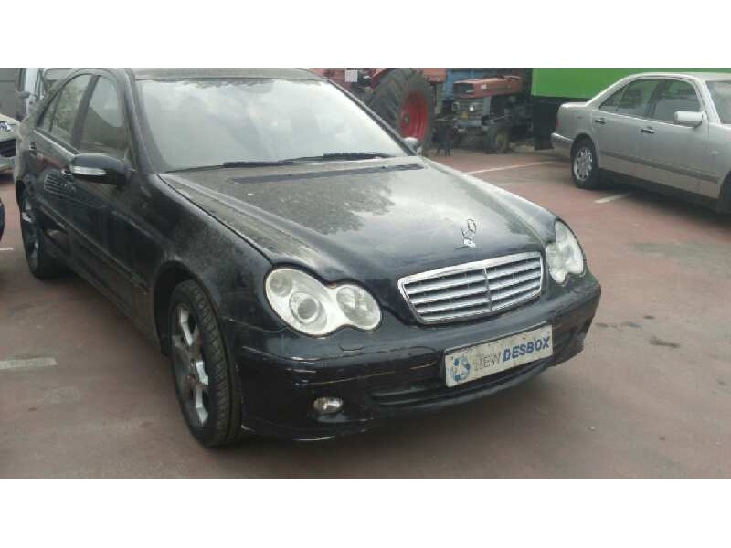 mercedes-benz clase c (w203) berlina del año 2005