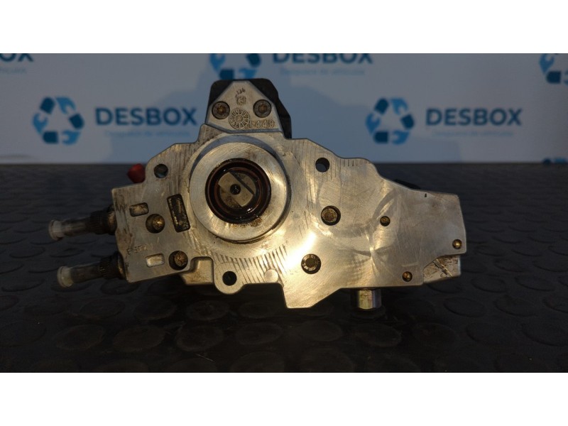 Recambio de bomba inyeccion para mercedes-benz clase c (w203) berlina 2.2 cdi cat referencia OEM IAM A6480700001  