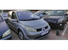 renault scenic ii del año 2004