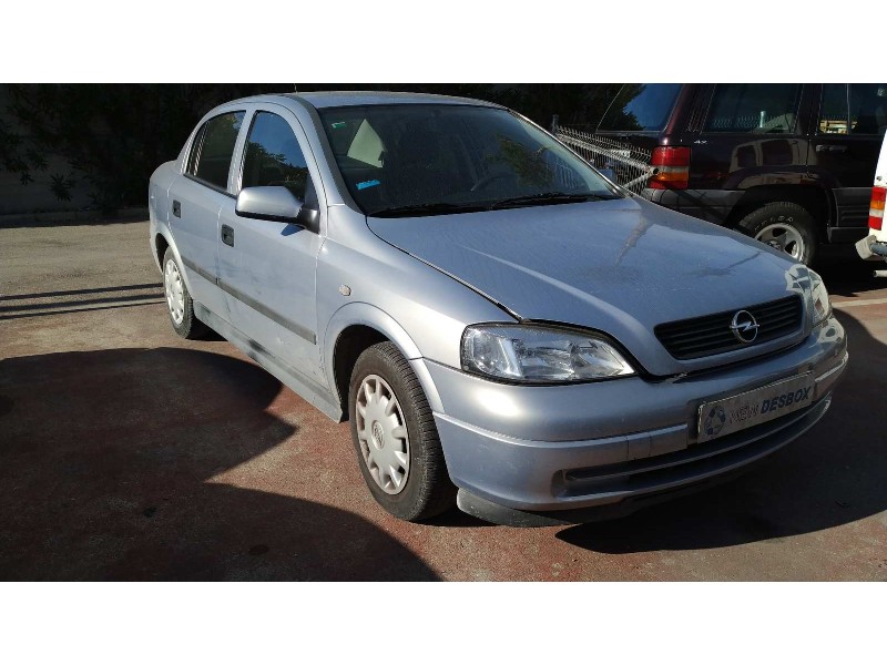 opel astra g berlina del año 1999