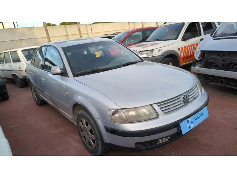 volkswagen passat berlina (3b2) del año 1999