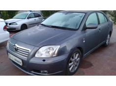 toyota avensis berlina (t25) del año 2003 2