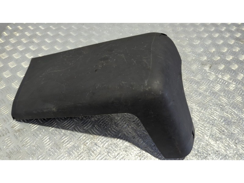 Recambio de paragolpes trasero para ford transit caja cerrada ´06 ft 260 k trend lkw referencia OEM IAM   