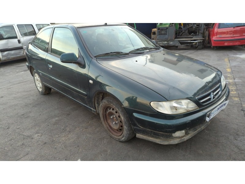 citroen xsara berlina del año 2000