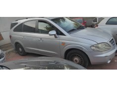 ssangyong rodius del año 2005 2