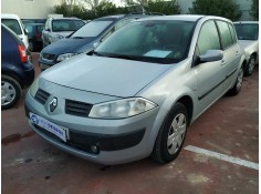 renault megane ii berlina 3p del año 2004 2