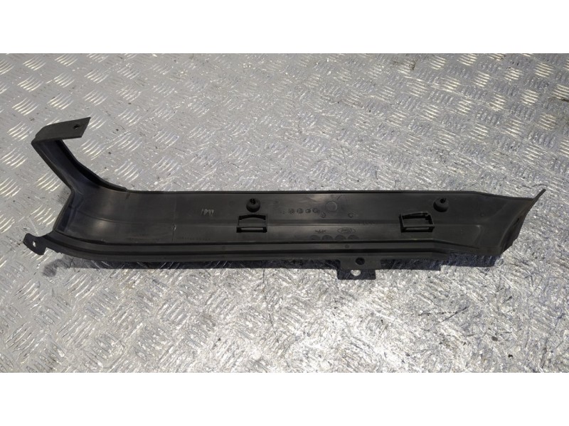 Recambio de paragolpes trasero para ford transit caja cerrada ´06 ft 260 k trend lkw referencia OEM IAM   