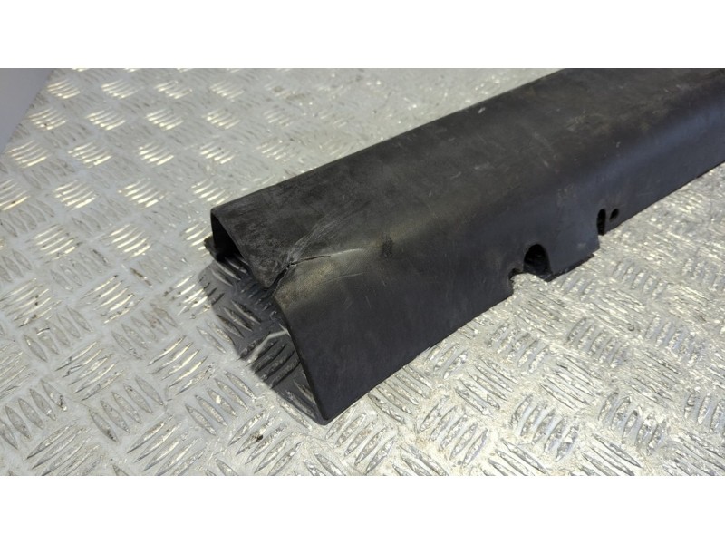Recambio de paragolpes trasero para ford transit caja cerrada ´06 ft 260 k trend lkw referencia OEM IAM   