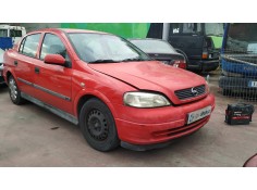 opel astra g berlina del año 2000
