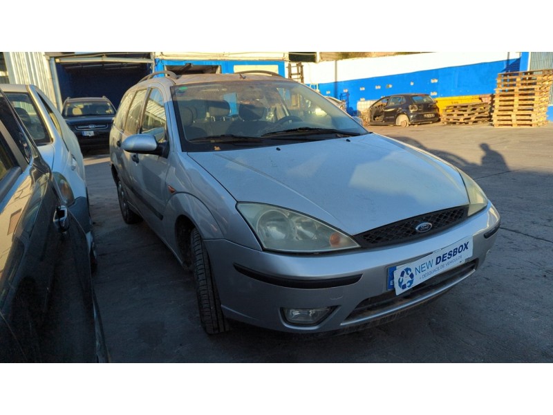 ford focus berlina (cak) del año 2004