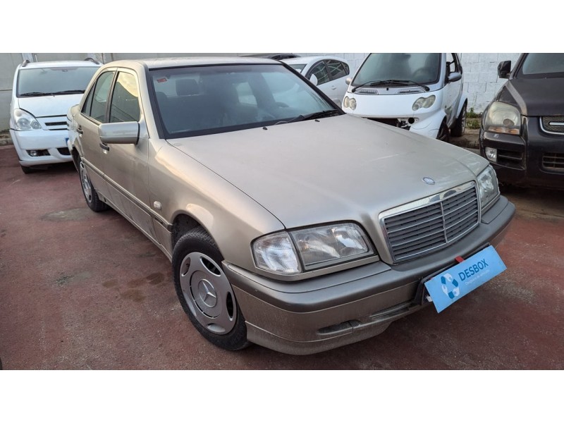 mercedes-benz clase c (w202) berlina del año 1999