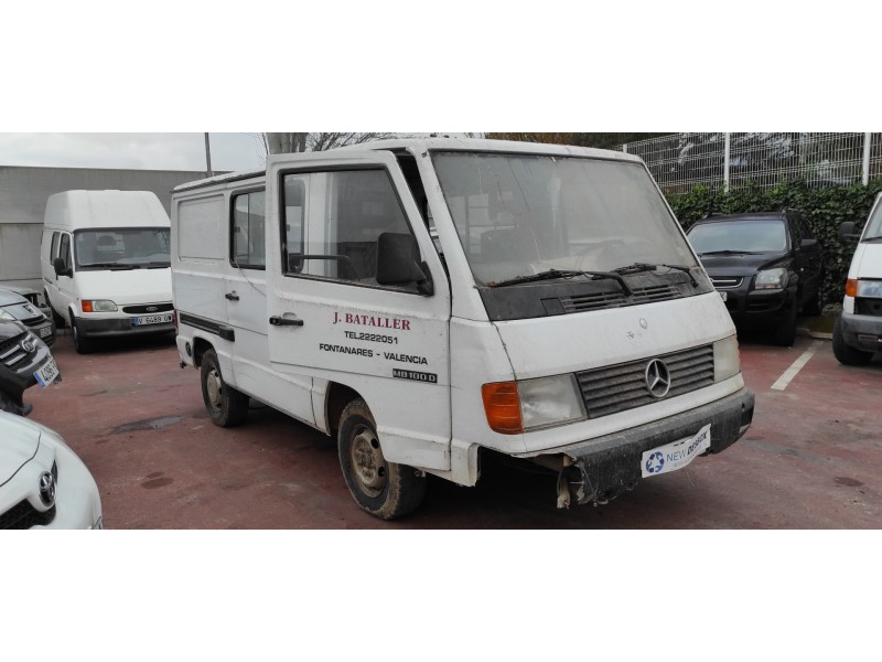 mercedes-benz mb 100 d caja cerrada / combi del año 1992