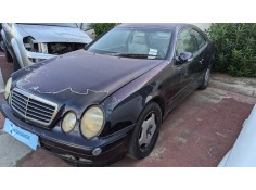 mercedes-benz clase clk (w208) coupe del año 2002 2