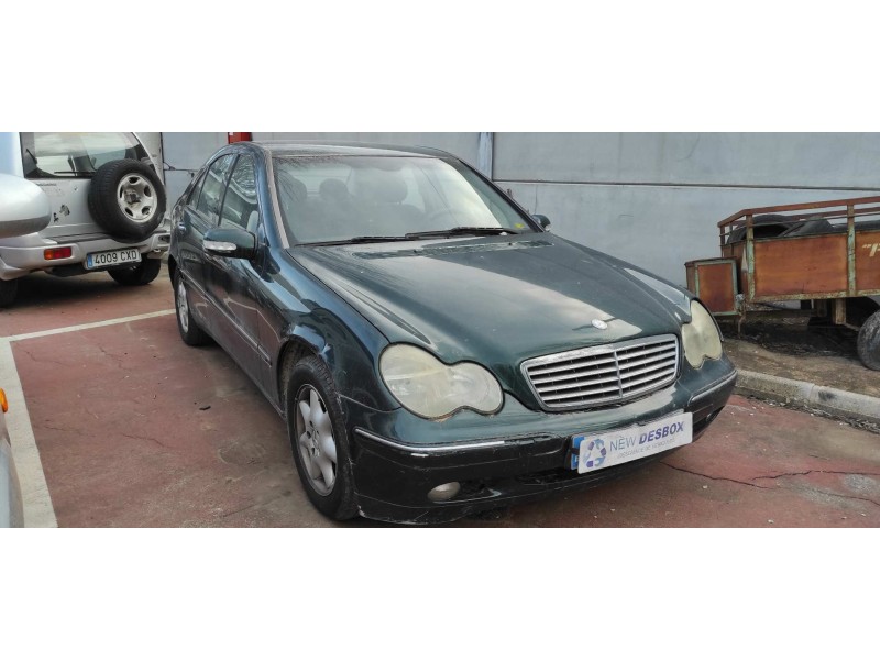 mercedes-benz clase c (w203) berlina del año 2003