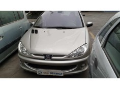 peugeot 206 berlina del año 2004 2