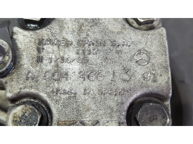 Recambio de bomba direccion para mercedes-benz clase c (w203) berlina 2.2 cdi cat referencia OEM IAM A0044661301  