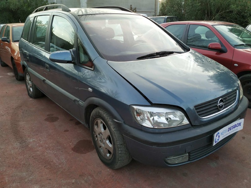 opel zafira a del año 2000