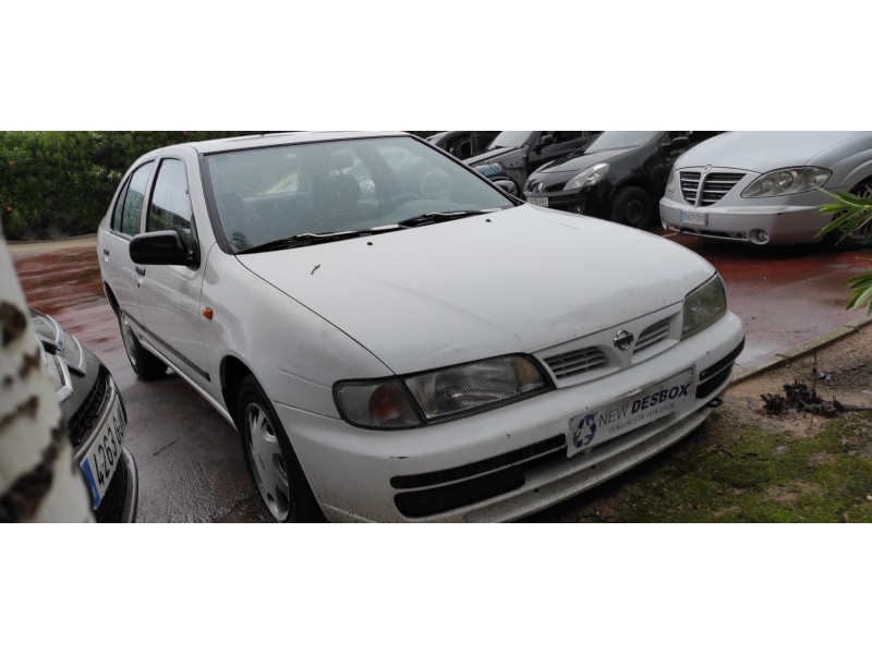 nissan almera (n15) del año 1998