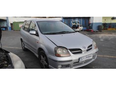 nissan almera tino (v10m) del año 2001