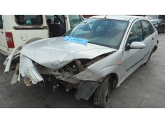 ford focus berlina (cak) del año 2000 2