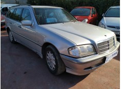 mercedes-benz clase c (w202) berlina del año 2001