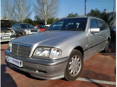 mercedes-benz clase c (w202) berlina del año 2001 2