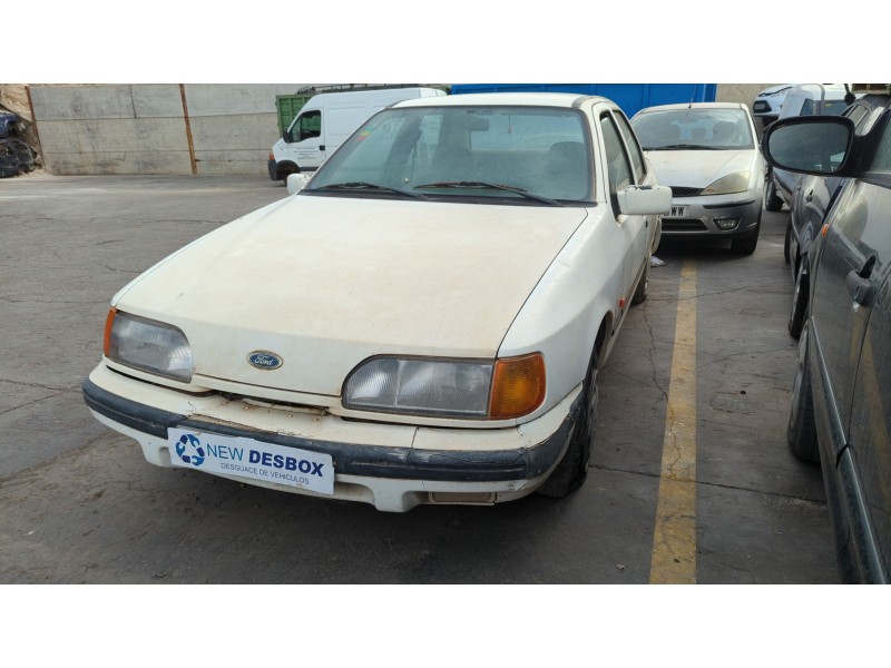 ford sierra berlina del año 1990