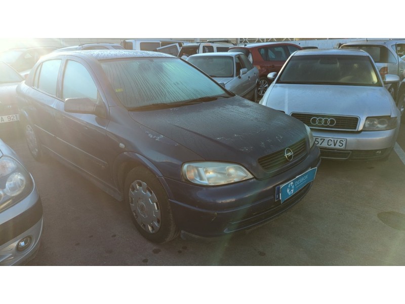 opel astra g berlina del año 2002