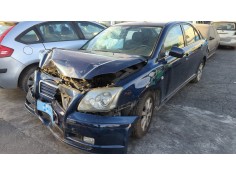 toyota avensis berlina (t25) del año 2003 2