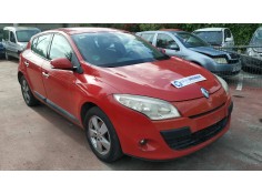 renault megane iii berlina 5 p del año 2009