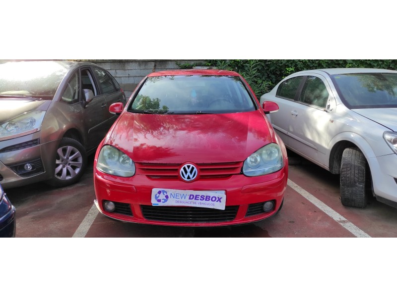 volkswagen golf v berlina (1k1) del año 2004