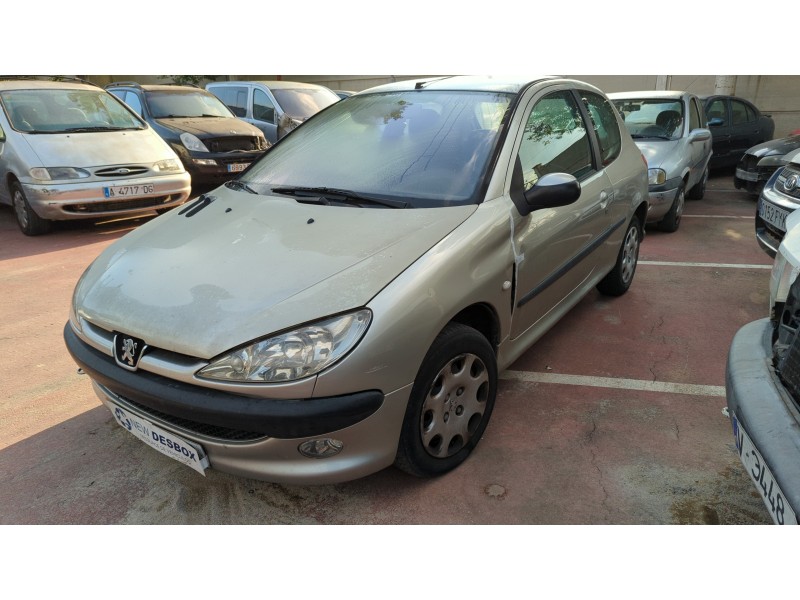 peugeot 206 berlina del año 2004